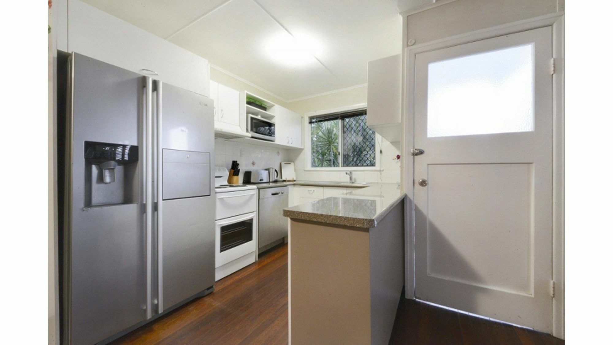 Airlie Guest House Airlie Beach Exterior foto
